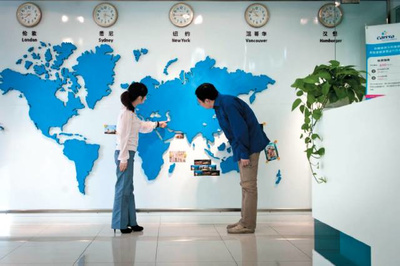 在线旅企线上争流量、线下抢门店，传统旅行社能否避免被“围剿”？